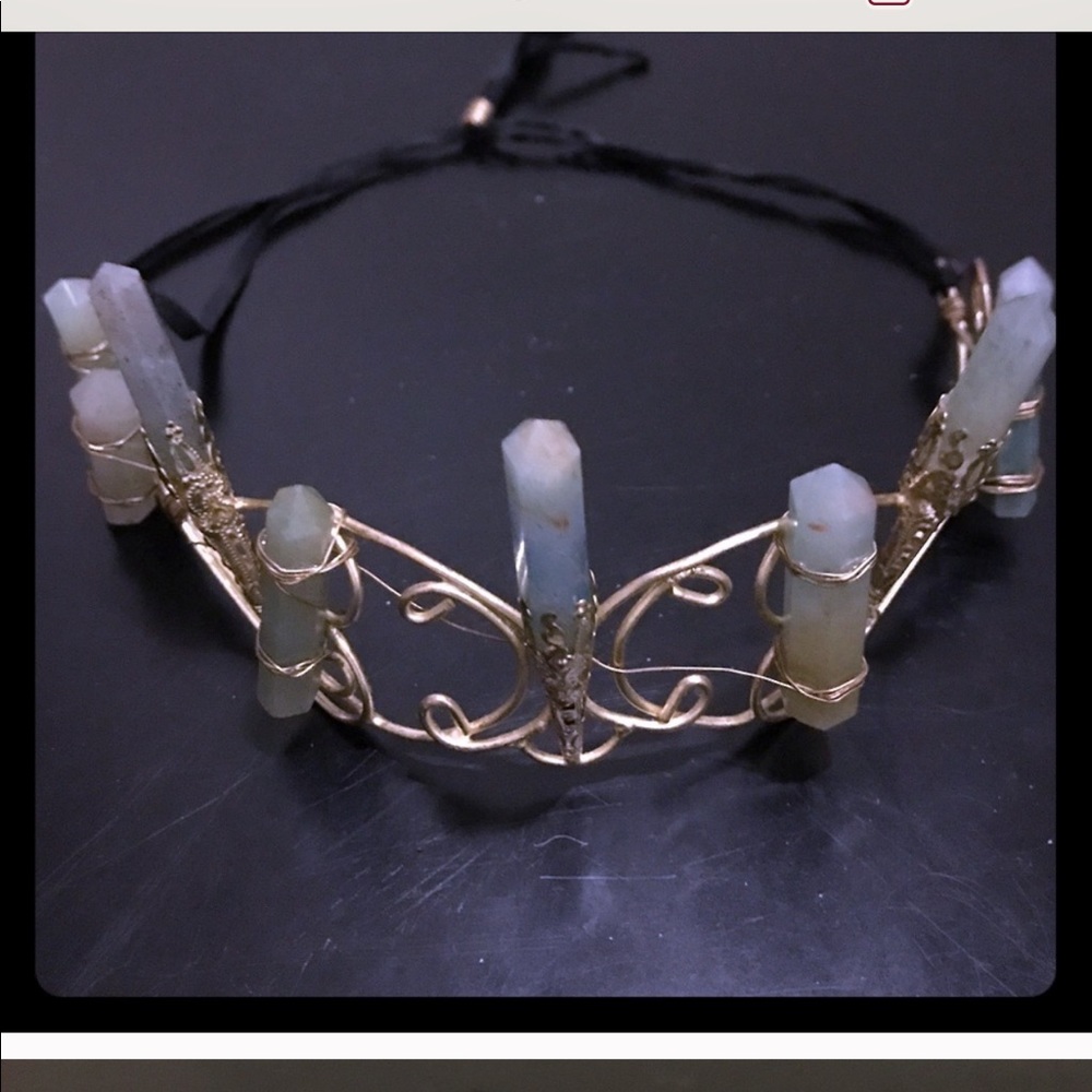 Found! in search of this quartz jade colored crown